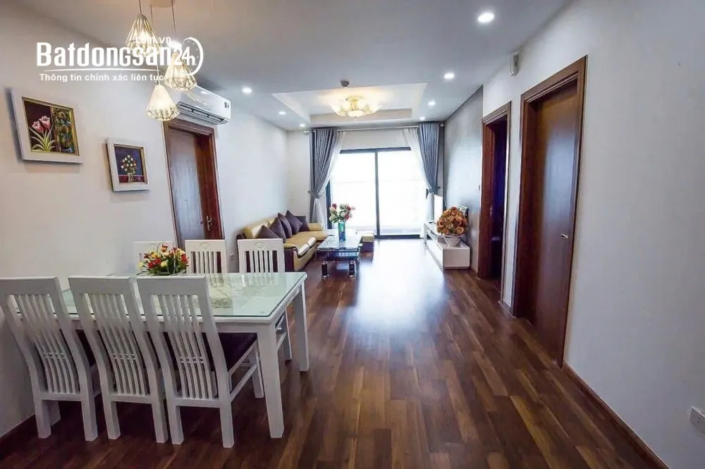 Bán căn hộ chung cư Nam Cường Hoàng Quốc Việt – 3 phòng ngủ – 93m² – full nội thất – chỉ 8 tỷ.