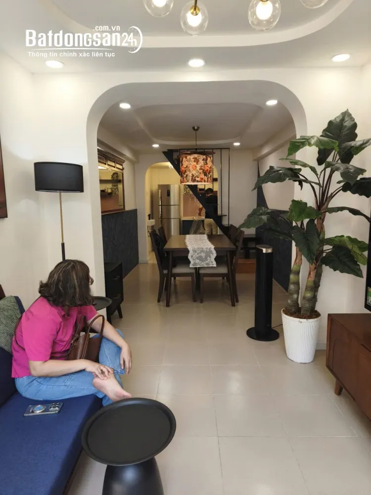 Bán nhà đường Nguyễn Kiệm, Phú Nhuận - 36m2, 3 tầng, xe hơi vào tận nhà.
