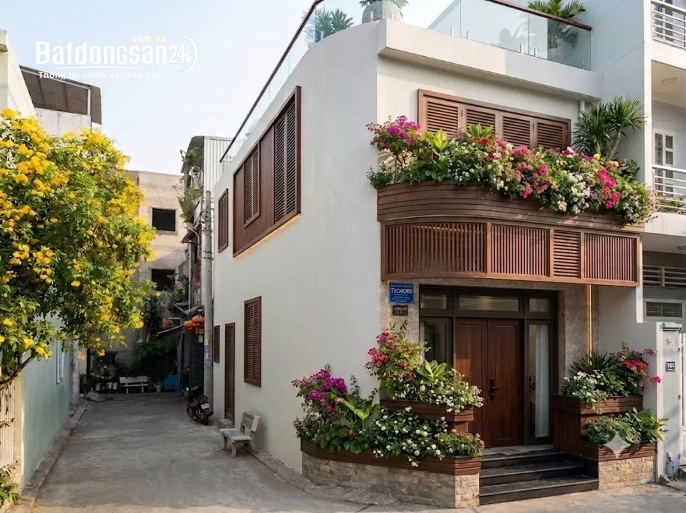 Bán gấp nhà hẻm 185 Ngô Chí Quốc, Bình Chiểu, Thủ Đức - 51m2, lô góc 2 mặt tiền, xe hơi vào nhà.