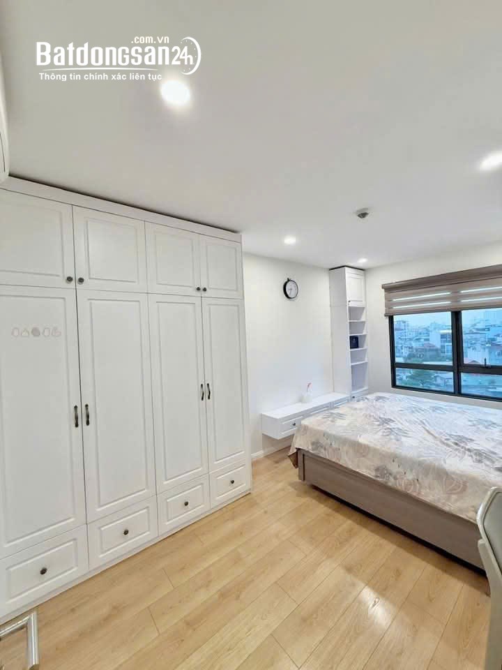 Chính chủ bán căn hộ IA20 Ciputra, 100m2, tầng đẹp, view thoáng, nội thất đầy đủ, giá tốt.
