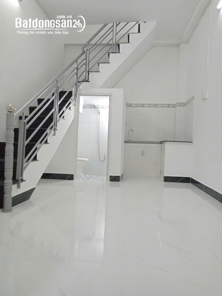 Bán nhà trung tâm phường Linh Chiểu, Thủ Đức, 68m2, 3 tầng, mặt tiền 6m, giá 5,2 tỷ.