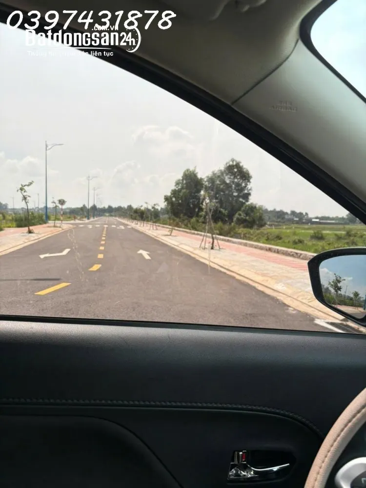 Bán đất khu tái định cư Hòa Long, thành phố Bà Rịa, diện tích 380,5m2, giá 5,5 tỷ.