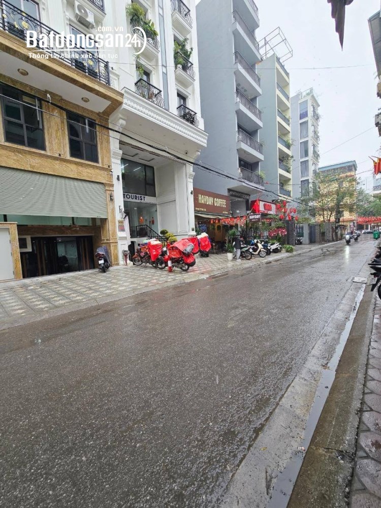 Tòa nhà Apartment 9 tầng, mặt phố Q. Ba Đình, MT 7.5m, vỉa hè 35m, dòng tiền 250tr/th, giá 82 tỷ.