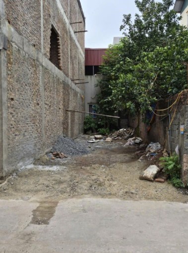 Đất thổ cư 60m², Chương Mỹ, ngõ thông, ô tô đỗ cửa, sát ĐH Sư phạm Thể dục Thể thao.