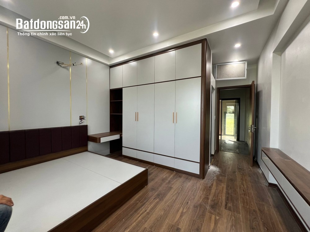Siêu phẩm nhà phố 5 tầng hiện đại – Vị trí đắc địa – Sẵn sàng về ở ngay.