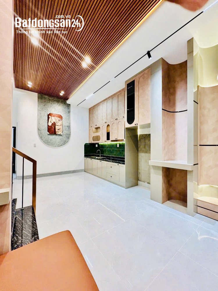 Bán nhà 1 trệt 1 lầu đường Nguyễn Ái Quốc, phường Tam Hiệp, Biên Hòa, diện tích 90m², giá tốt.