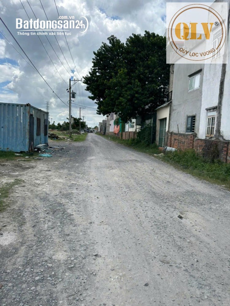 Diện tích 17.500m², cho thuê bãi đậu xe tải, xe container tại An Phú, Bình Dương.