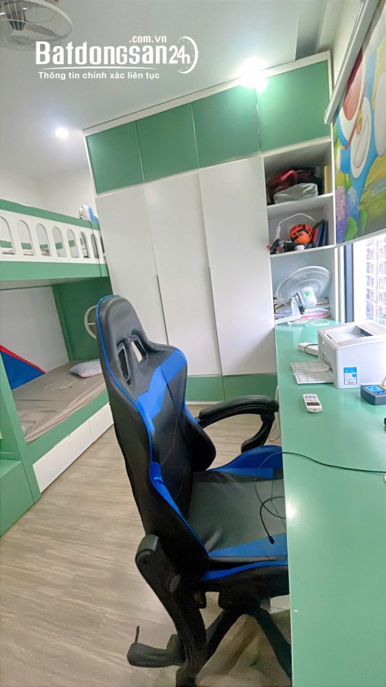 Giá 4.5 tỷ, sở hữu căn hộ 3PN hướng Đông Nam tòa S2.06 - Vinhomes Ocean Park, nội thất đầy đủ.