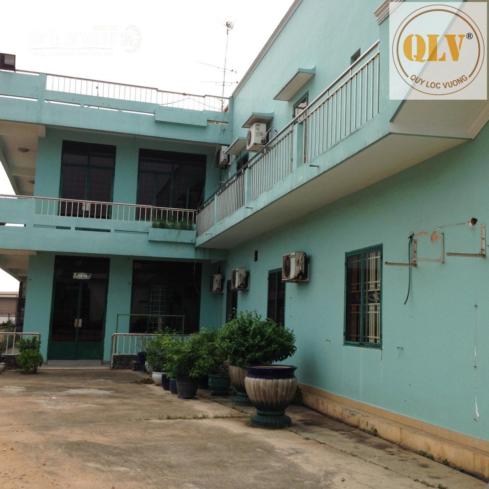Cho thuê mặt bằng 7.298m² mặt tiền QL13, Thuận An – Showroom, kho bãi cực đẹp.