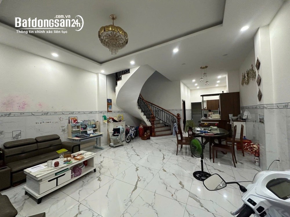 Bán nhà 2 tầng mặt tiền Long Bình, Thủ Đức – 114m², cách Nguyễn Xiển chỉ 50m, 6.75 tỷ.