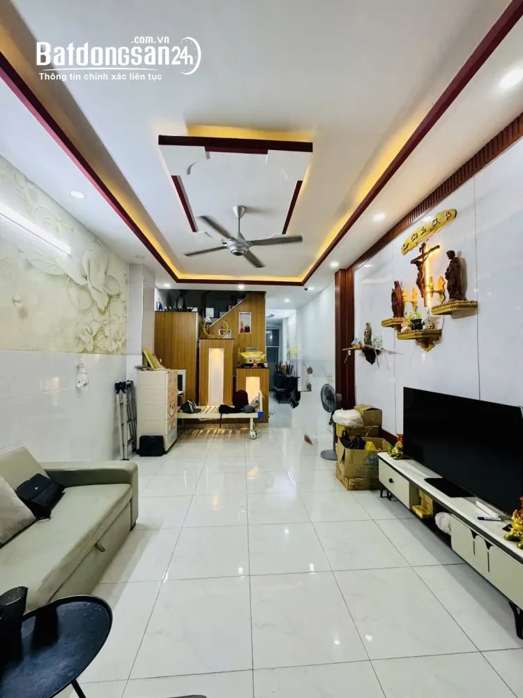 Bán nhà 68m2 tại đường Tô Hiệu, Quận Tân Phú – 1 trệt 1 lầu – Hẻm thông thoáng.
