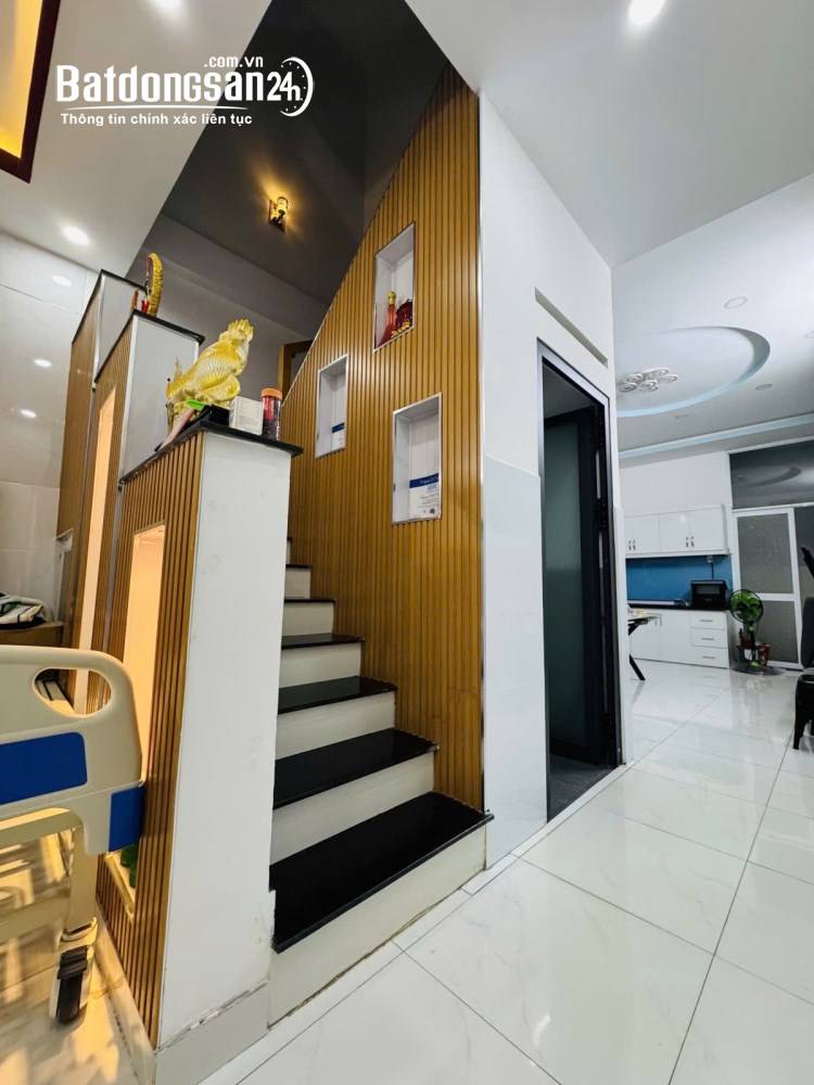 Bán nhà 68m2 tại đường Tô Hiệu, Quận Tân Phú – 1 trệt 1 lầu – Hẻm thông thoáng.