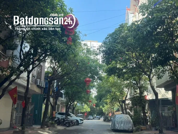 Bán nhà liền kề 90m2 tại Khu đô thị Văn Phú, Quận Hà Đông – 4 tầng – Giá 19,5 tỷ.
