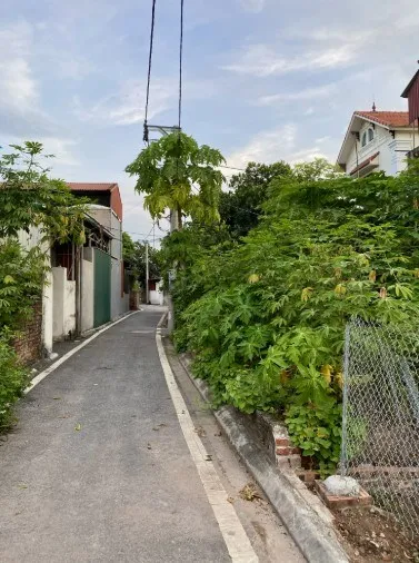 Bán lô góc 100m2 đường Dương Đức Hiền, Huyện Gia Lâm – Lô góc thoáng sáng – Giá 4 tỷ.