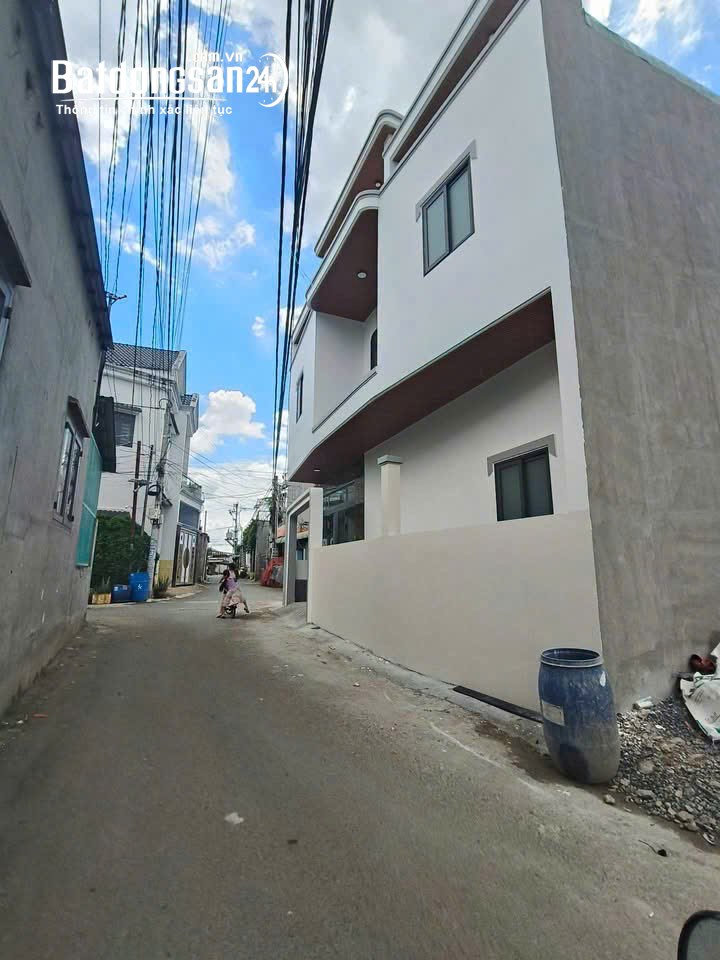 Nhà 1 trệt 1 lầu tại Đường Bùi Hữu Nghĩa, P. Biên Hòa, 60m², nở hậu, vị trí kinh doanh, sổ hồng riê