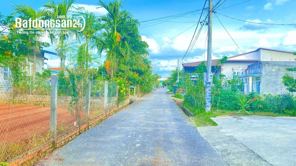 Đất nghỉ dưỡng 2.300m2 tại Bình Thạnh, Đức Trọng, giá đầu tư 3,77 tỷ, đường thông 2 đầu.