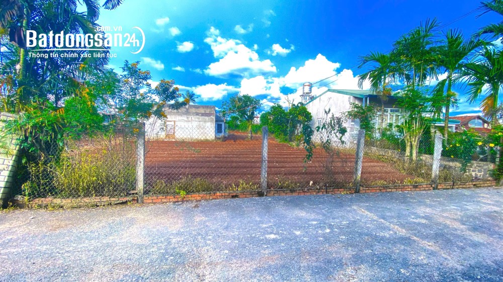 Đất nghỉ dưỡng 2.300m2 tại Bình Thạnh, Đức Trọng, giá đầu tư 3,77 tỷ, đường thông 2 đầu.