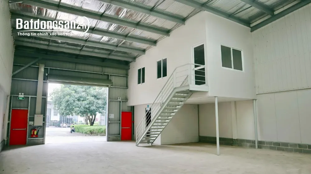 Cho thuê kho xưởng 200m2 tại Cẩm Lệ, Đà Nẵng, có sẵn điện 3 pha, giá chỉ 10 triệu/tháng.