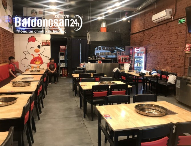 Mặt bằng 240m2 tại phố Duy Tân, Cầu Giấy, giá 70 tr/th, thiết kế thông sàn hiện đạị.