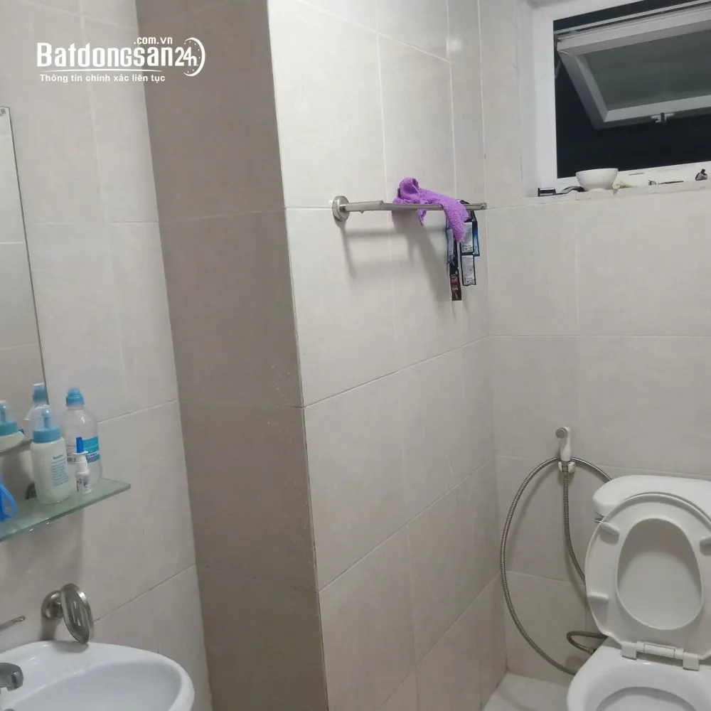 Căn hộ 44m2 tại chung cư Nam Trung Yên, Yên Hòa, giá 9 triệu/tháng, đầy đủ nội thất.