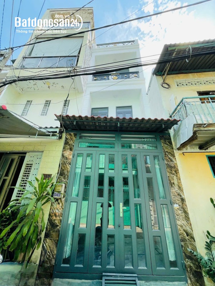 Bán nhà đường Chiến Lược, Bình Tân – 47m2 (4x11.75m), 1 trệt 2 lầu sân thượng, hẻm xe hơi.