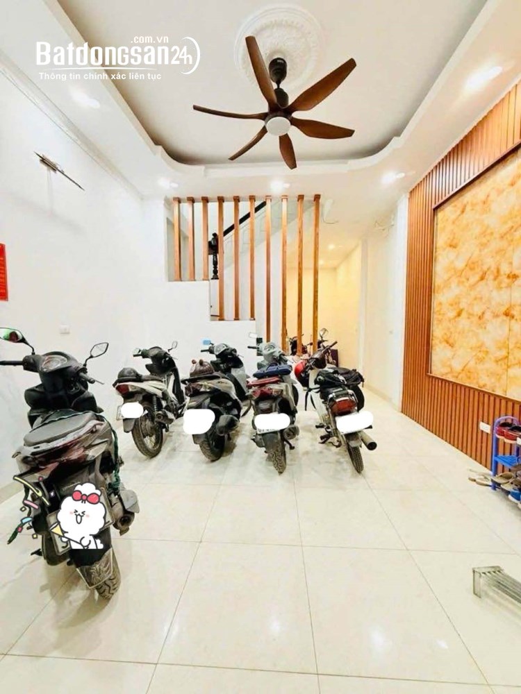 Bán nhà khu vực Trương Định – Giải Phóng, Hai Bà Trưng – 40m2, 4 tầng, gần phố, giá 9 tỷ.