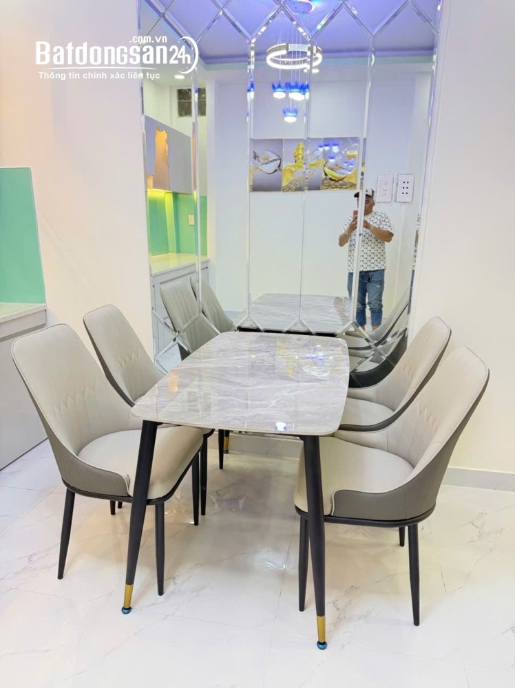 Nhà 4PN, 2WC, 1 trệt 2 lầu tại Dương Bá Trạc, P. Chánh Hưng, cách Quận 1 khoảng 5 phút, giá tốt.