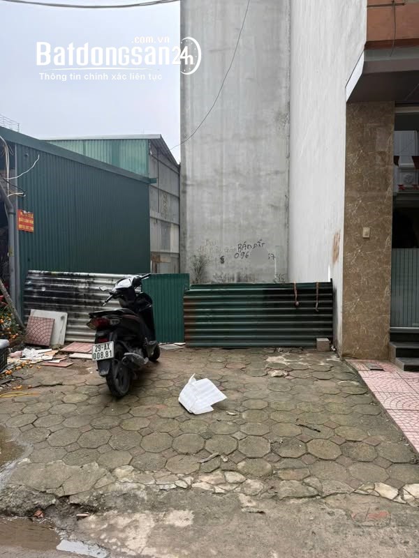 Bán đất Xuân Khanh, Hòa Lạc, 100m², sổ đỏ, gần đại học, gần Vành đai 5, giá 2,5 tỷ.