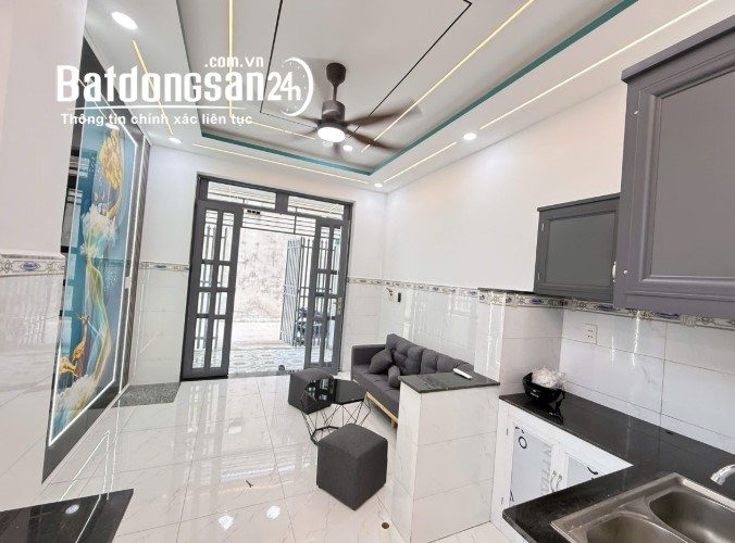 Nhà 1 trệt 1 lầu Nguyễn Văn Bứa, Hóc Môn, 36m², sổ hồng chính chủ, giá 395 triệu.