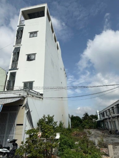 Thạnh Xuân 33, Quận 12, đất 135m², hẻm xe tải thông, giá 5,25 tỷ.