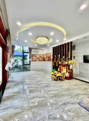 Giá 60 tỷ, biệt thự sân vườn 212m², An Khánh, Thủ Đức, full nội thất.