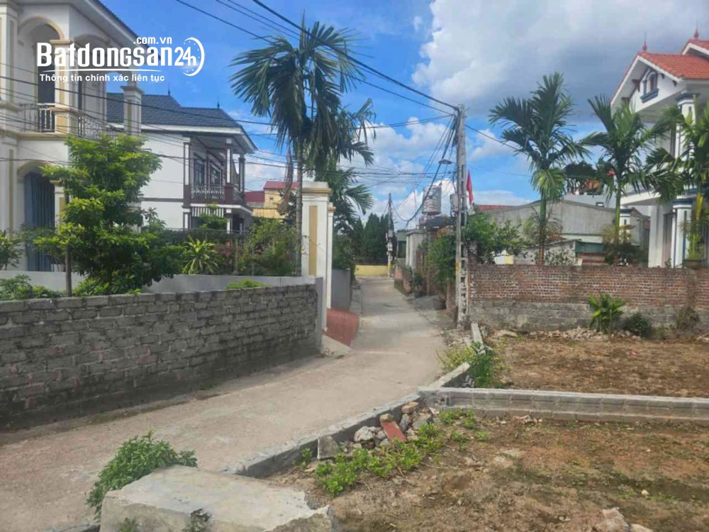 Bán 150m² đất Phú Diễn, P. Đông Ngạc, Hà Nội, mặt tiền 8m, sổ đỏ, phù hợp xây CCMN.