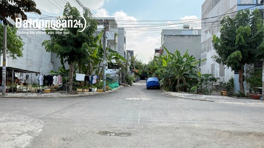 Đất Nguyễn Duy Trinh, P. Long Trường, 54m², sổ hồng, hẻm thông, giá 3,23 tỷ.