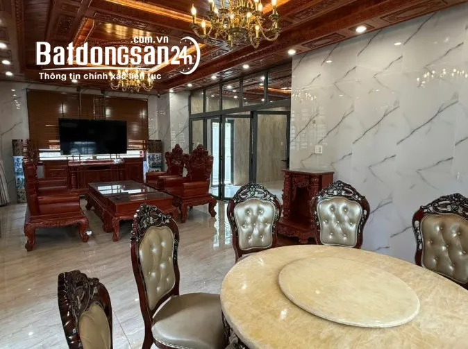 Biệt thự 330m², Đại Phúc Green Villas, Bình Hưng, TP. HCM, MT đường 20m, giá 40 tỷ