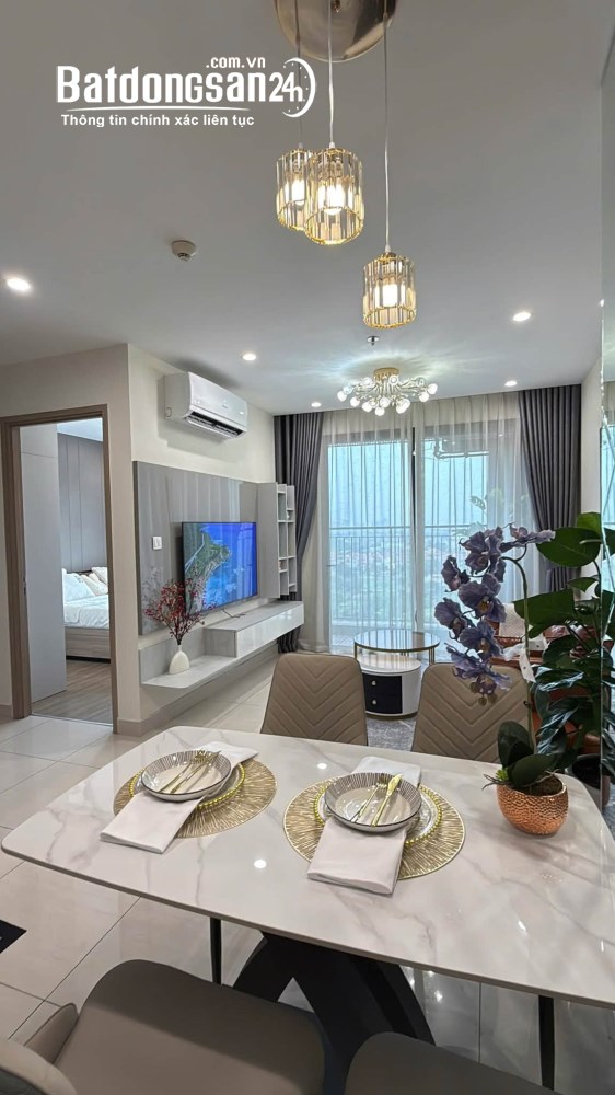 Vinhomes Ocean Park căn 1N+ tầng trung, view sông San Hô, full nội thất, giá chỉ 2,7 tỷ.