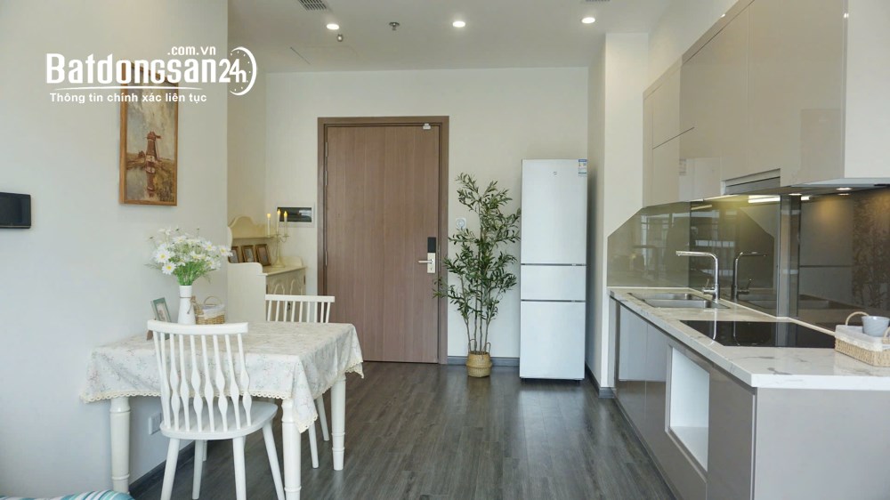 The Zenpark Gia Lâm căn 41,1m² sổ sẵn full nội thất, view biệt thự, giá 2,88 tỷ.