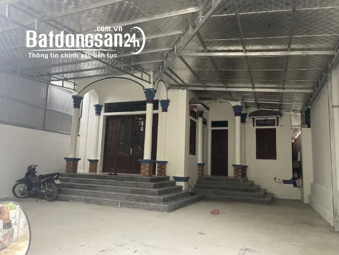 Nhà Chương Mỹ 200m² mặt tiền 9,56m, 3 tầng, tiềm năng đầu tư, giá 5 tỷ.
