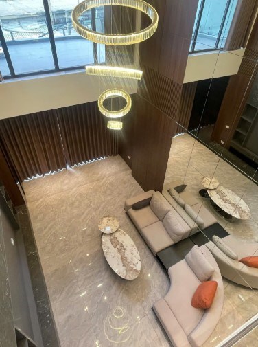Nhà Long Biên, 100m² lô góc, 7 tầng thang máy, gara 2 ô tô, full nội thất, giá 23 tỷ.