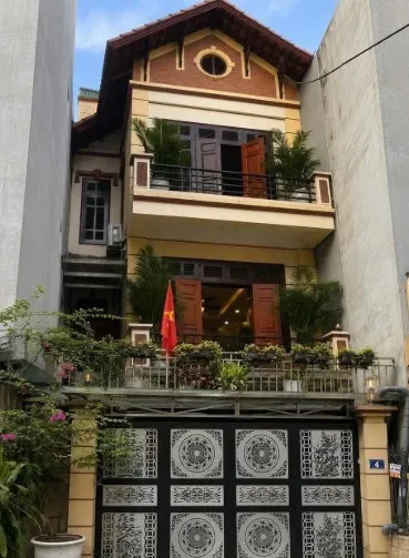 Nhà Đường Kim Giang 100m² gara ô tô, 2 mặt thoáng, sổ sẵn, giá 21,5 tỷ.