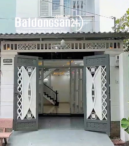 Nhà phố Vạn Xuân, Quận 12,DT 52,9m², sổ hồng sẵn, ô tô tới nhà, giá 5,35 tỷ.