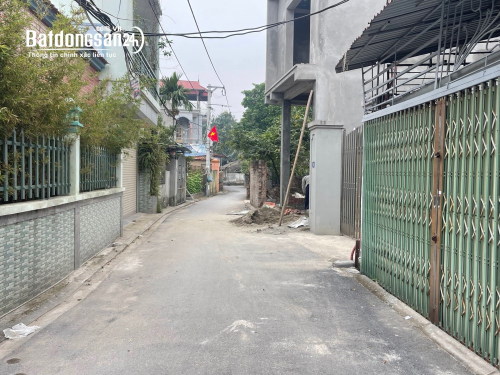 Nhà Đa Tốn, Xã Bát Tràng, Hà Nội, giá chỉ 5,95 tỷ, ô tô 7 chỗ vào nhà, ngõ thông, giảm chào 300 tri