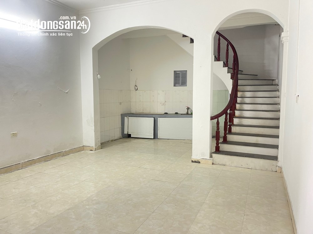 Nhà Đa Tốn, Xã Bát Tràng, Hà Nội, giá chỉ 5,95 tỷ, ô tô 7 chỗ vào nhà, ngõ thông, giảm chào 300 tri