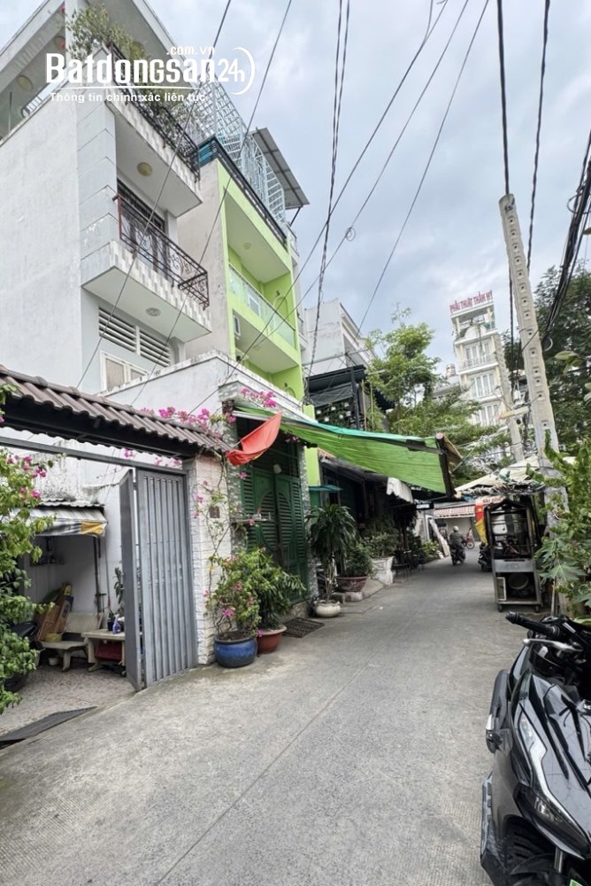Phạm Thế Hiển, Phường Chánh Hưng, 38,7m2, nhà 4 tầng, hẻm xe hơi, sổ hồng riêng, gía 6.5 tỷ.
