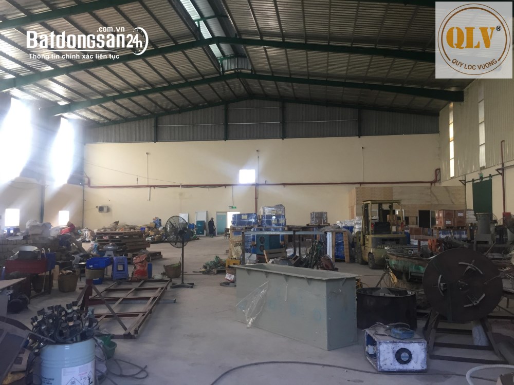 Xưởng sản xuất Bình Dương 5.000m², container ra vào thuận tiện.