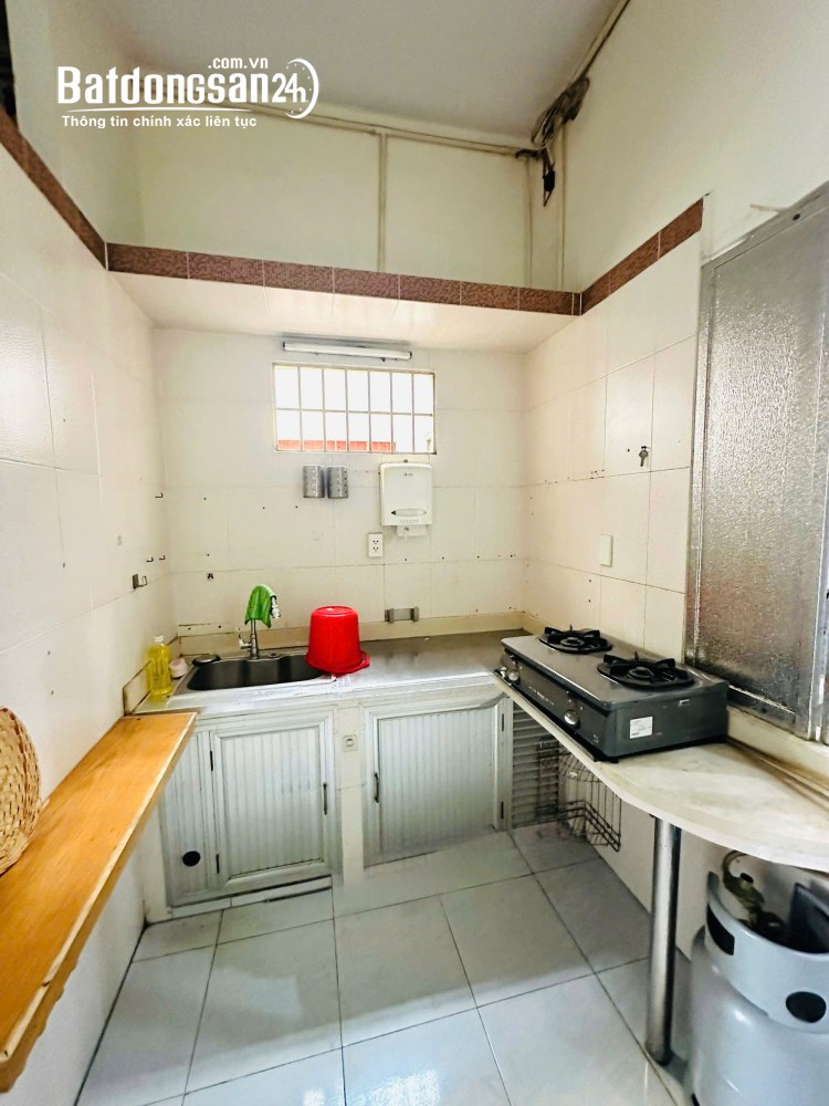 Bán căn hộ Bàu Cát 2, Tân Bình, 49m2, vào ở ngay, giá tốt 2,75 tỷ.