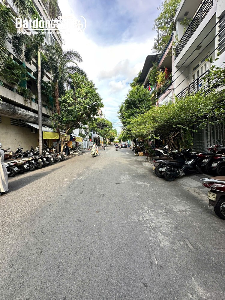 Bán căn hộ Bàu Cát 2, Tân Bình, 49m2, vào ở ngay, giá tốt 2,75 tỷ.
