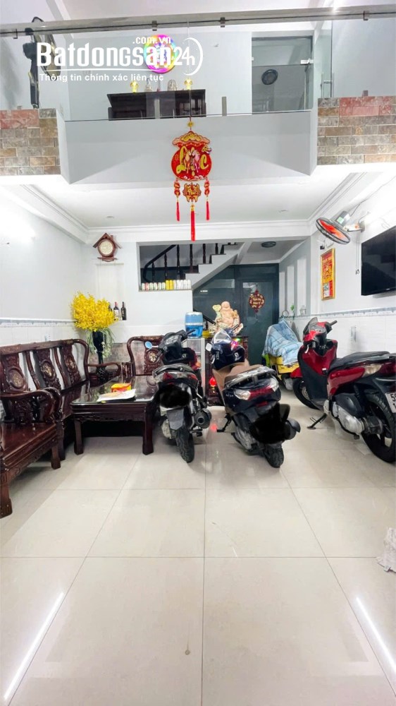 Nhà đường Bình Long, Phường Phú Thạnh, Tân Phú, 48m2, hẻm xe hơi, sổ hồng riêng, 4 tầng.