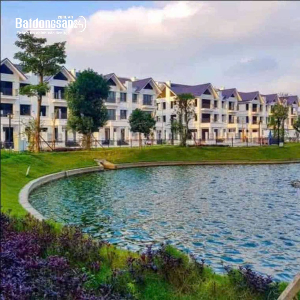 Bán nhanh căn hộ Hateco Apollo Xuân Phương, vị trí đắc địa, giao thông thuận tiện, 52m2, giá 4.3 tỷ.