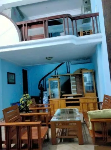 Cho thuê nhà nguyên căn 6 tầng, Phố Hoàng Sâm, Nghĩa Đô, 40m2, 5PN, giá 15 triệu/th.