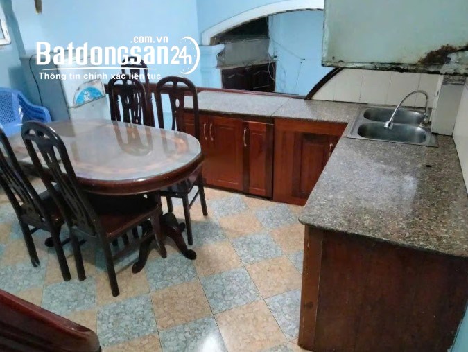 Cho thuê nhà nguyên căn 6 tầng, Phố Hoàng Sâm, Nghĩa Đô, 40m2, 5PN, giá 15 triệu/th.